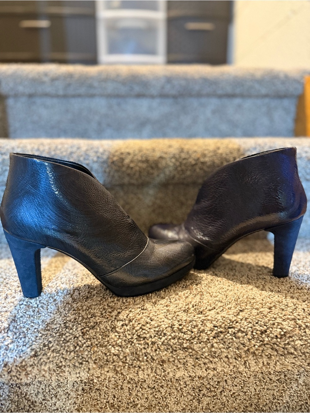 New Made in Italy Cordani Women’s Navy Blue Leather Ankle Booties Size 40